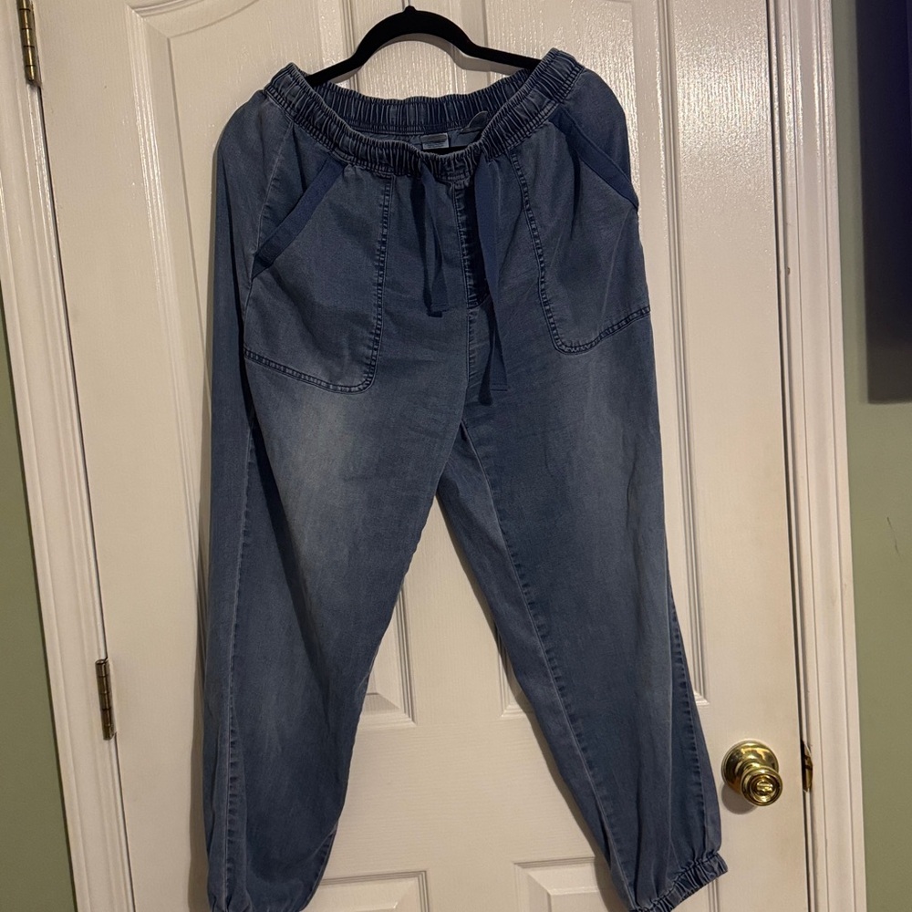 Women’s Blue Elastic Waist Denim Jogger Jeans